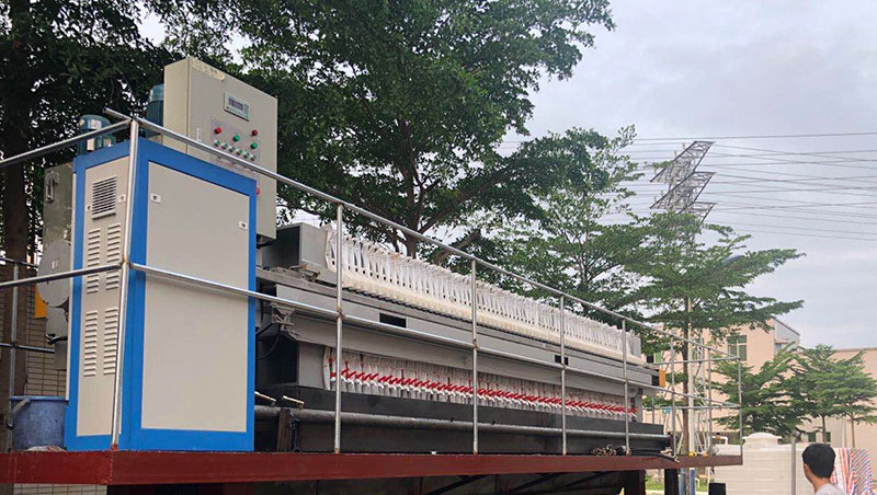 廂式青青草免费观看视频