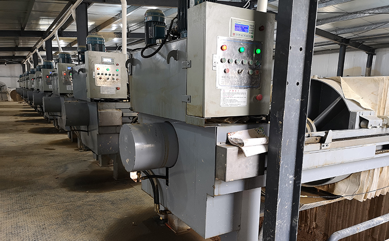 板框青青草免费观看视频